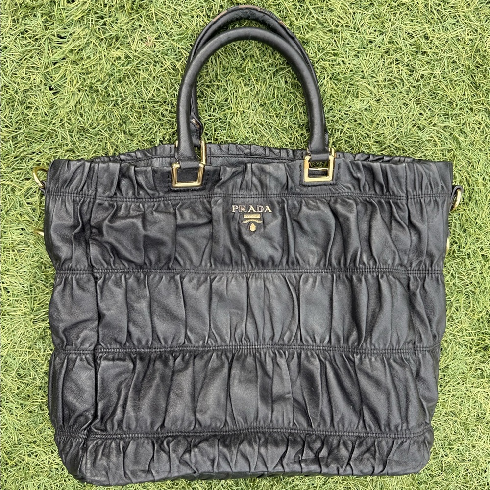 ✨ Prada Nappa Gaufre Tote Handbag